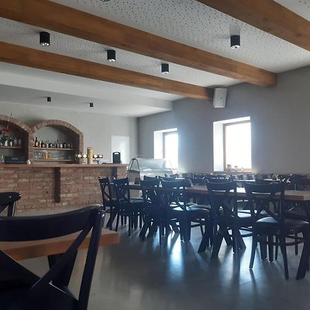 Penzionmoravia Moravská Nová Ves Extérieur photo